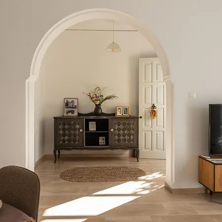 Filerimos Nest - Private Countyard Apartmán